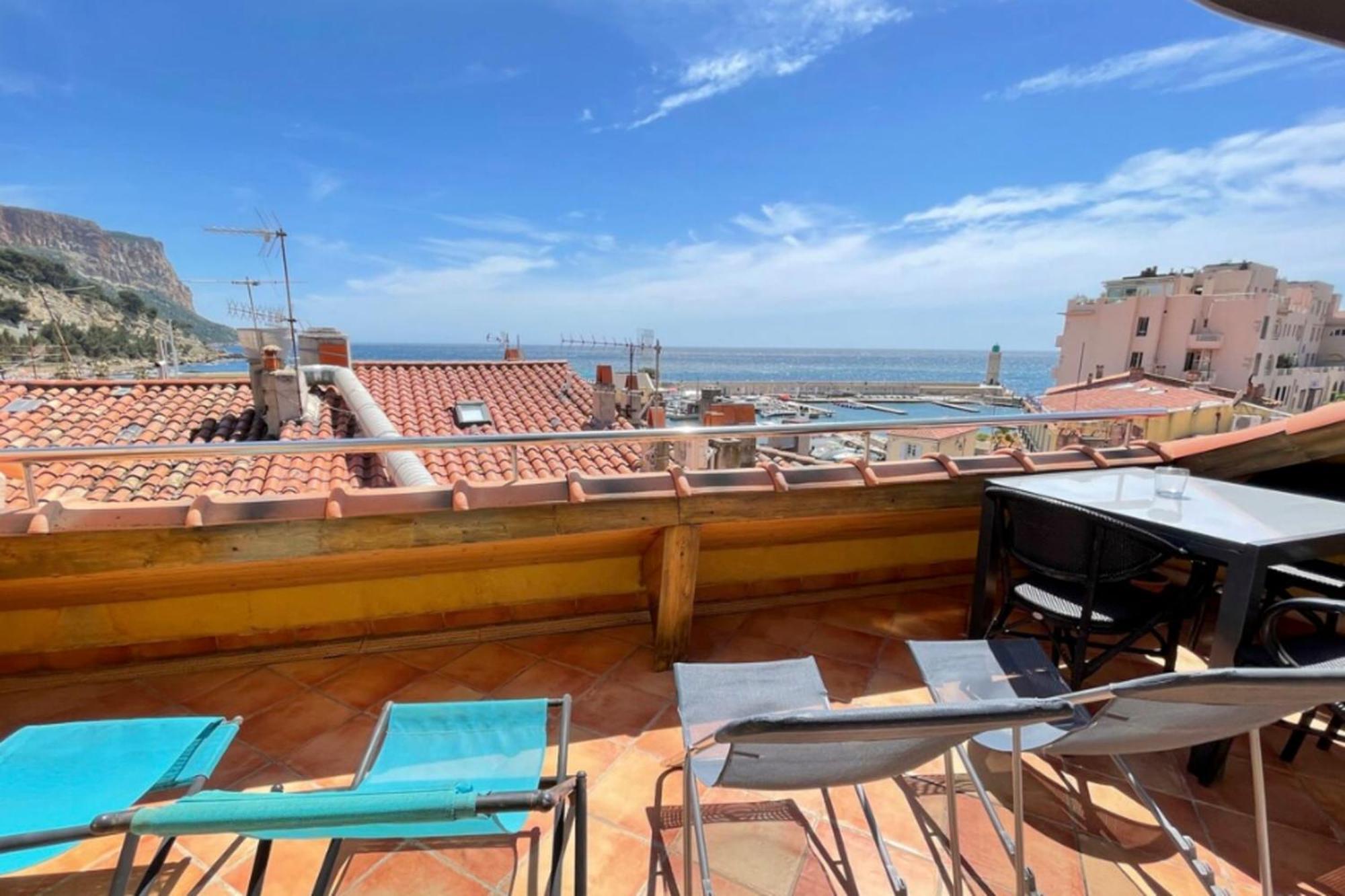 La Perle De Cassis - Terrace With Sea View Apartment Екстериор снимка