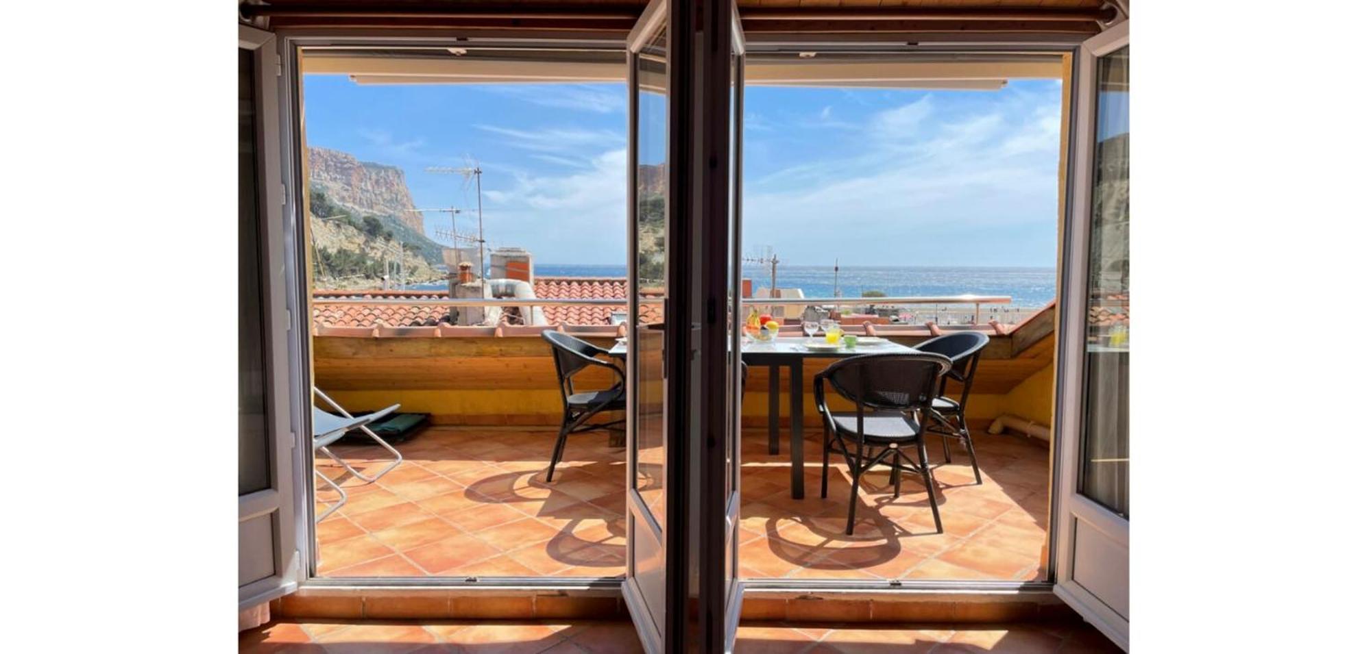 La Perle De Cassis - Terrace With Sea View Apartment Екстериор снимка